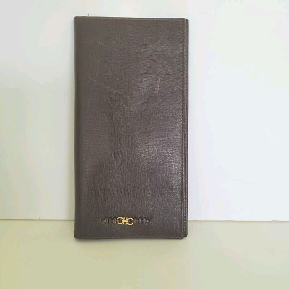 Salvatore Ferragamo Gancini Wallet Large Bifold Brown Card Checkbook Holder Logo